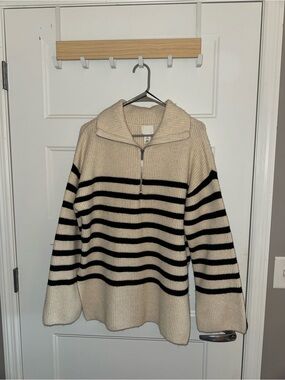 H&M Cream and Black Zip-Up Ribbed Sweater